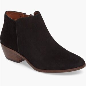 Sam Edelman “Petty” Chelsea Suede Ankle Boots in Black • Women’s 7.5